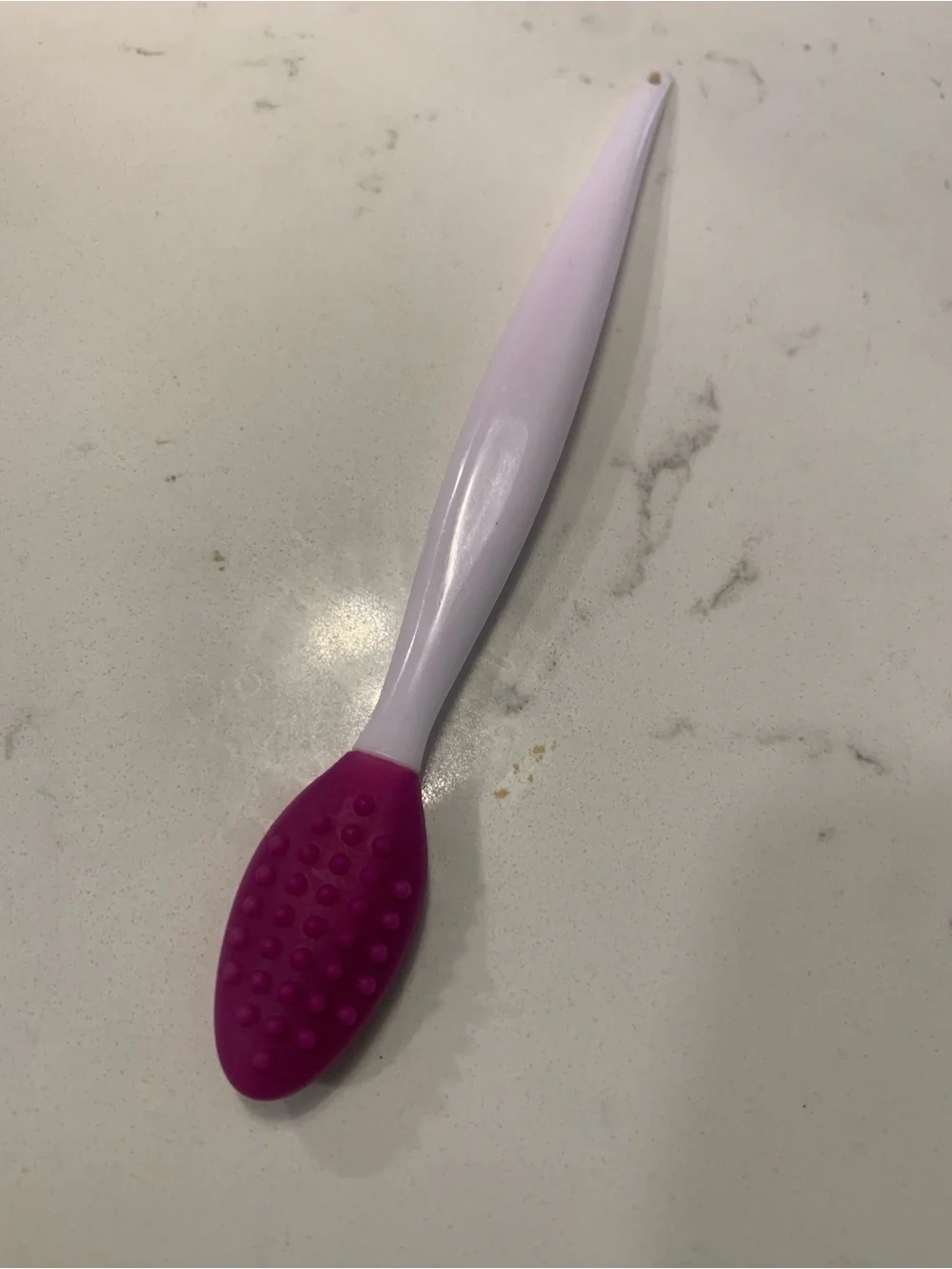 Purple Silicone lip Brush for all - Exfoliating lips and plumping lips